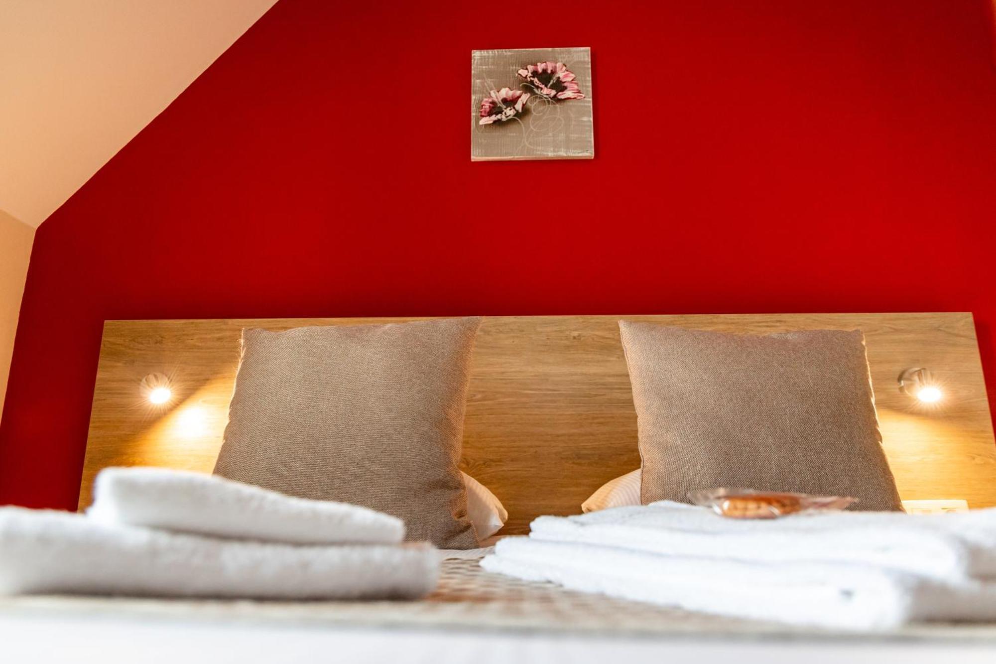 Le Bon Cap Hotell Plurien Eksteriør bilde