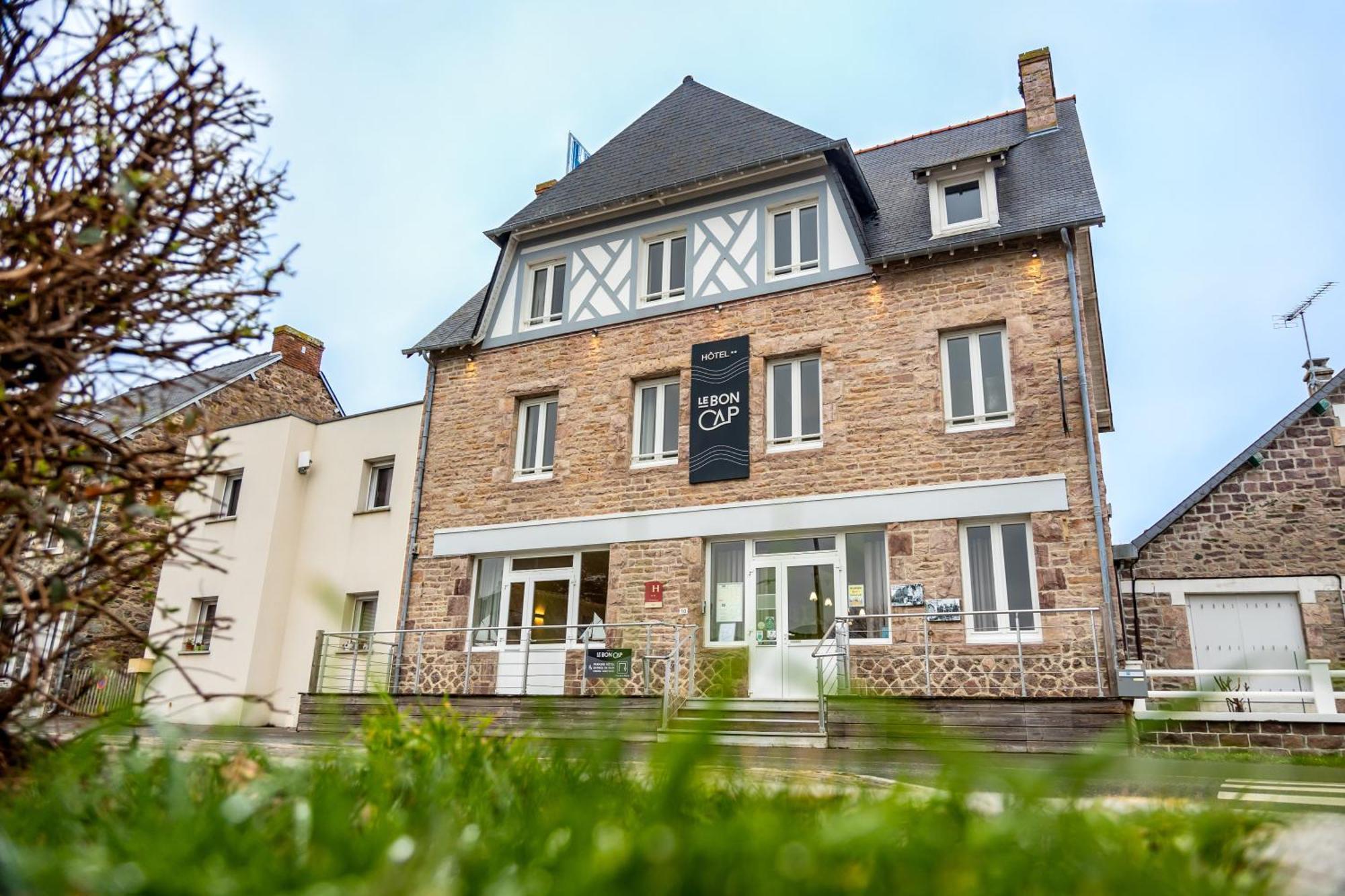 Le Bon Cap Hotell Plurien Eksteriør bilde